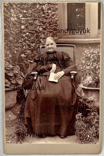 Cabinet card lady with - card,
