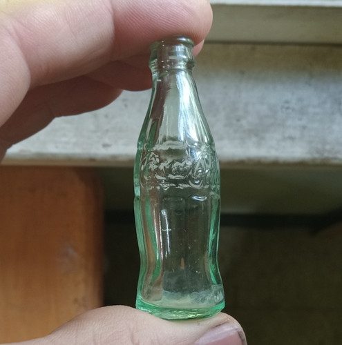 Antica bottiglia coca cola - coca, in