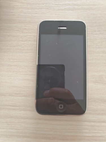 Apple iphone 3gs 16gb a1303 - apple,