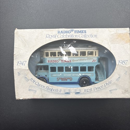 Autobus vintage 1947 radio - autobus,