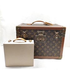 Louis Vuitton LV baule M21826