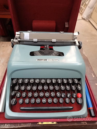 Macchina scrivere olivetti - scrivere,