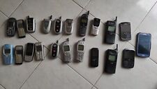 LOT of 28 MOBILE PHONES: NOKIA - MOTOROLA - SIEMENS - SAMSUNG - BLACKBERRY- ETC.
