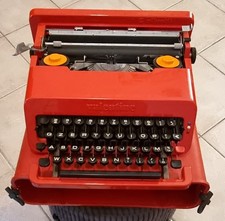 Macchina da scrivere OLIVETTI VALENTINE