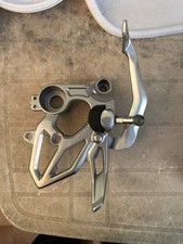 PEDANA POGGIAPIEDI ANTERIORE DESTRA YAMAHA TRACER 900 ABS 2017 2018