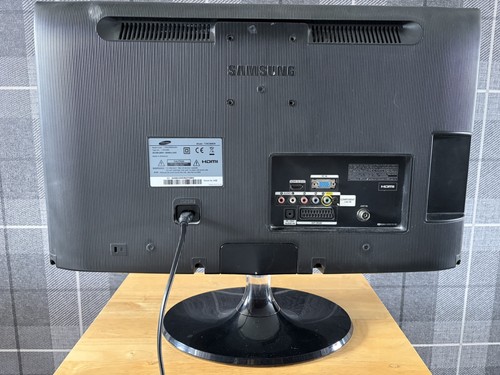 Samsung t24c300ew led full - samsung,