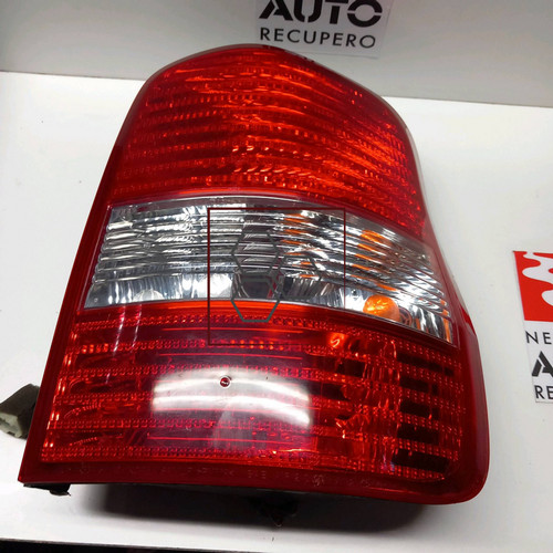 Fanale post kia carnival - dx., post.