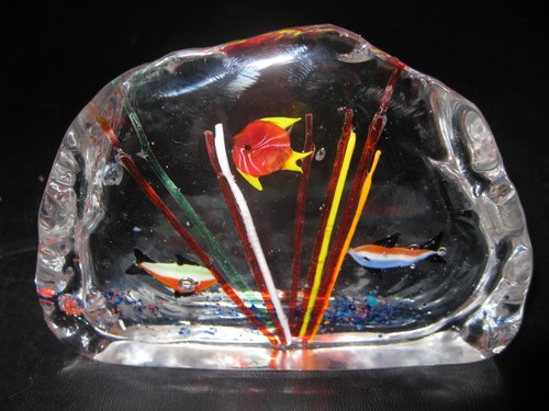 Scultura fermacarte tropicale