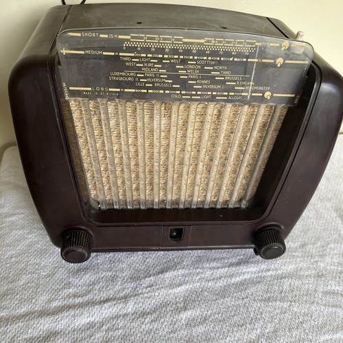 Philips bakelite radio - philips,