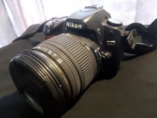 nikon d80 completa di obiettivo sigma  18/50 f2.8 dc