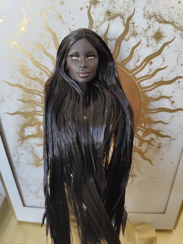 Head only nyasha she - only,