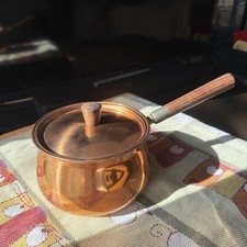 antica pentola in rame. Alt