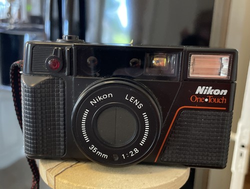 Nikon one touch 35mm punta - one,