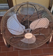 kendo Ventilatore In Acciaio 45cm Inclinabile 3 Velocità rotabile 100° argento