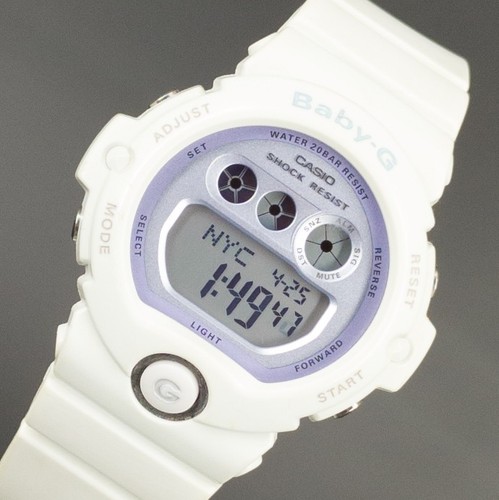 Orologio digitale multicolore