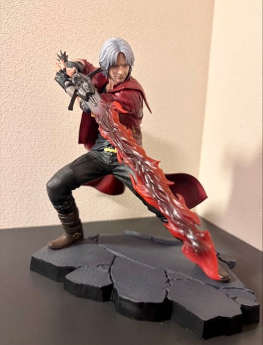 Devil may cry - cry, figure