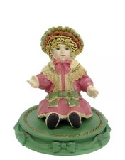 Figura antica bambola Tuyer