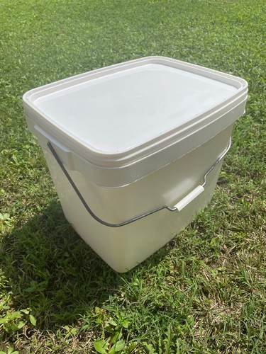 Secchio pesca pvc - con, foro