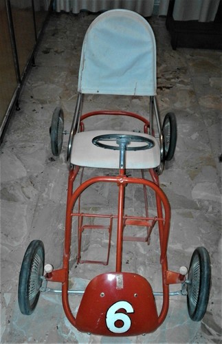 Macchina pedali go kart - a,