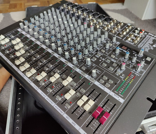 Table mixage phonic helix - de,