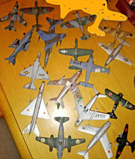 LOTTO AEREI MILITARI  VINTAGE MATCHBOX AIRFIX REVELL 1:32  FIGHTER PLANES