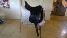 Sella da dressage Devoucoux 18" marrone - Mikala larghezza media 