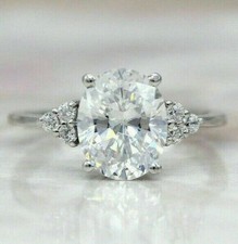 Anello di fidanzamento in oro