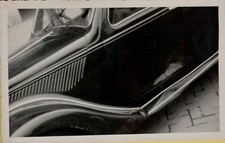 66707V VECCHIA CARTOLINA  FOTOGRAFIA DI AUTO OLD CAR AUTOMOBILE INCIDENTATA