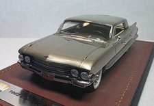 GLM 1:43 1962 Cadillac Sedan