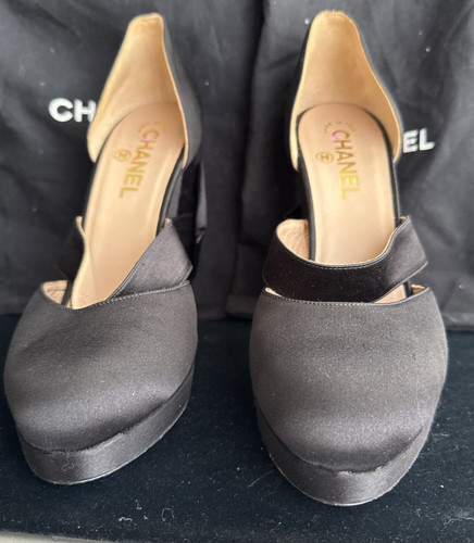 Chanel tacco nero raso fiocco - chanel,