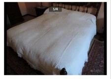 Coperta antica in cotone, per letto alla francese, lung. cm. 237, largh. cm 200.