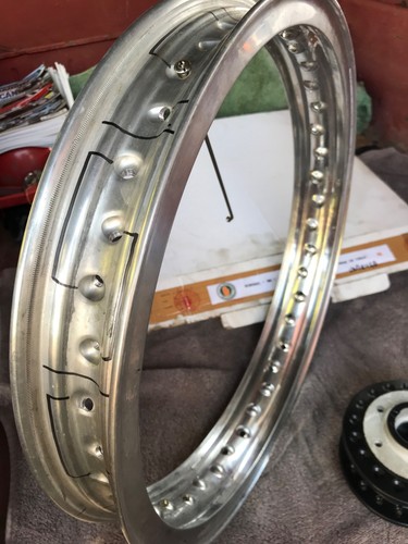 Cerchio ruota borrani ducati - ruota,