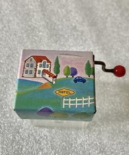 Carillon Dipinto A Mano - Made In Japan Vintage Movimento A Giro Di Manovella.