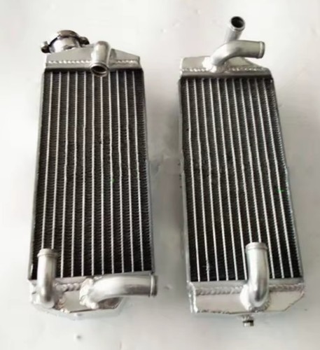 Coppia radiatore destro