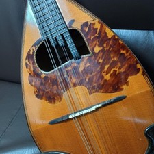 Grande mandolino in legno A7