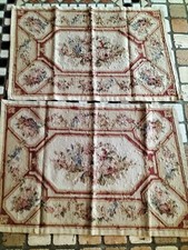 Tappeti Ricamati A Mano