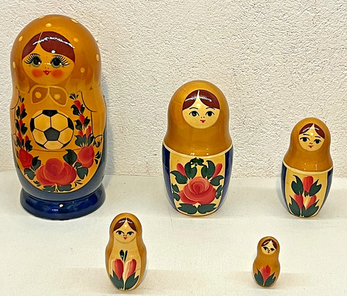 Matrioska realizzata mano - a,