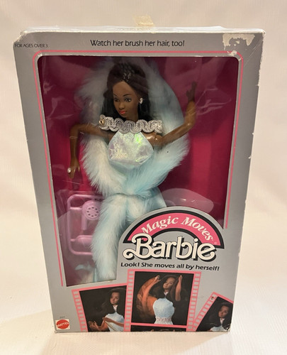 Barbie bambola afroamericana