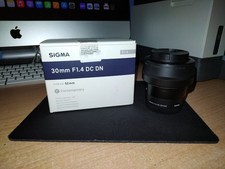 Obiettivo Sigma 30mm F1.4 per