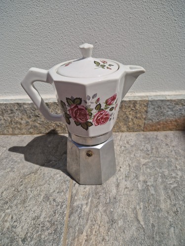 Vecchia caffettiera coffee - vecchia,