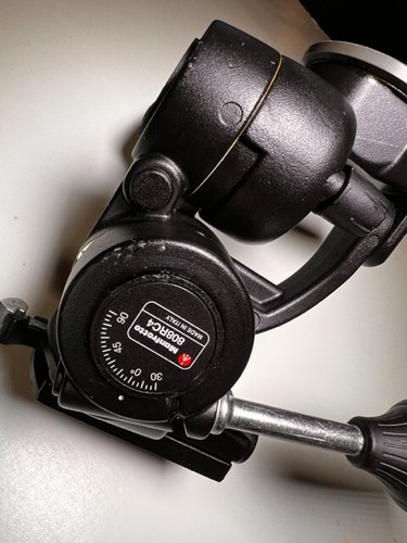 Manfrotto 808rc4 testa - testa, vie