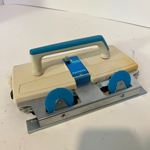 Toyota lace carriage - toyota,