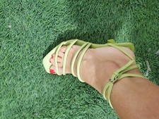 STRADIVARIUS SANDALI ALLA SCHIAVA DONNA TACCHI N 37 COLORE VERDE FLUO