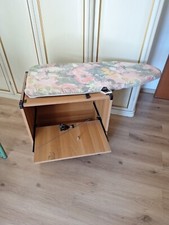 Mobile con asse da stiro a scomparsa in legno alta qualità