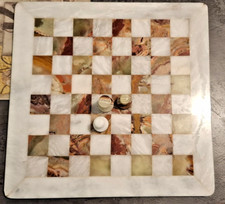 Scacchiera Artigianale in Marmo e Onice 30x30 cm, prodotta a mano in Afghanistan