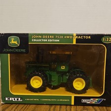 John Deere 7520 4WD Tractor