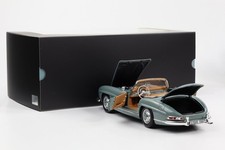 1:18 Norev Mercedes-Benz 300 SL Roadster W 198 II 1957-63 verde chiaro concessionario