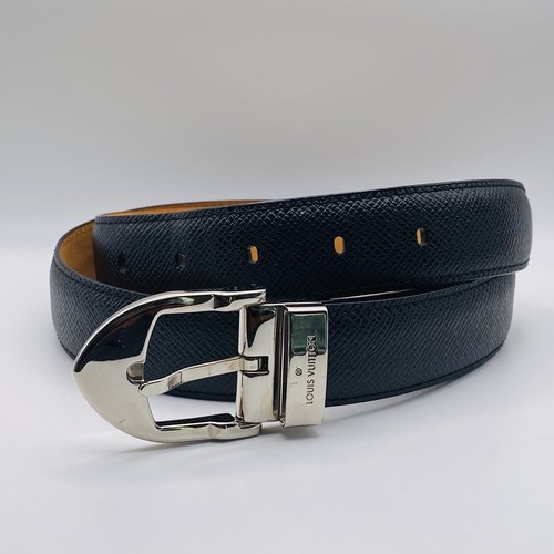 Louis vuitton black taiga - black,