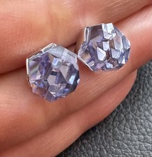 Orecchini a perno punti luce