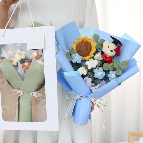 Bouquet girasole lavorato a - di,